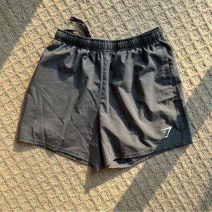 Men’s gym shark shorts grey